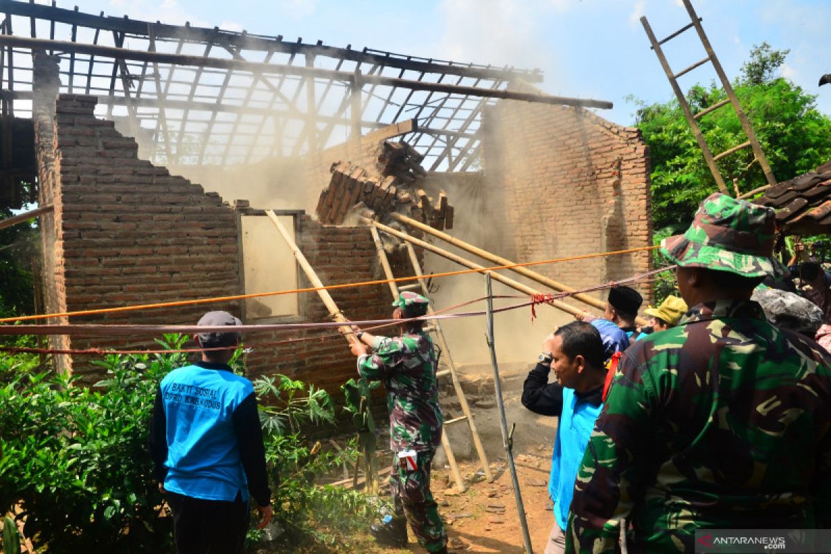 Dharmasraya usulkan bedah 2.000 rumah