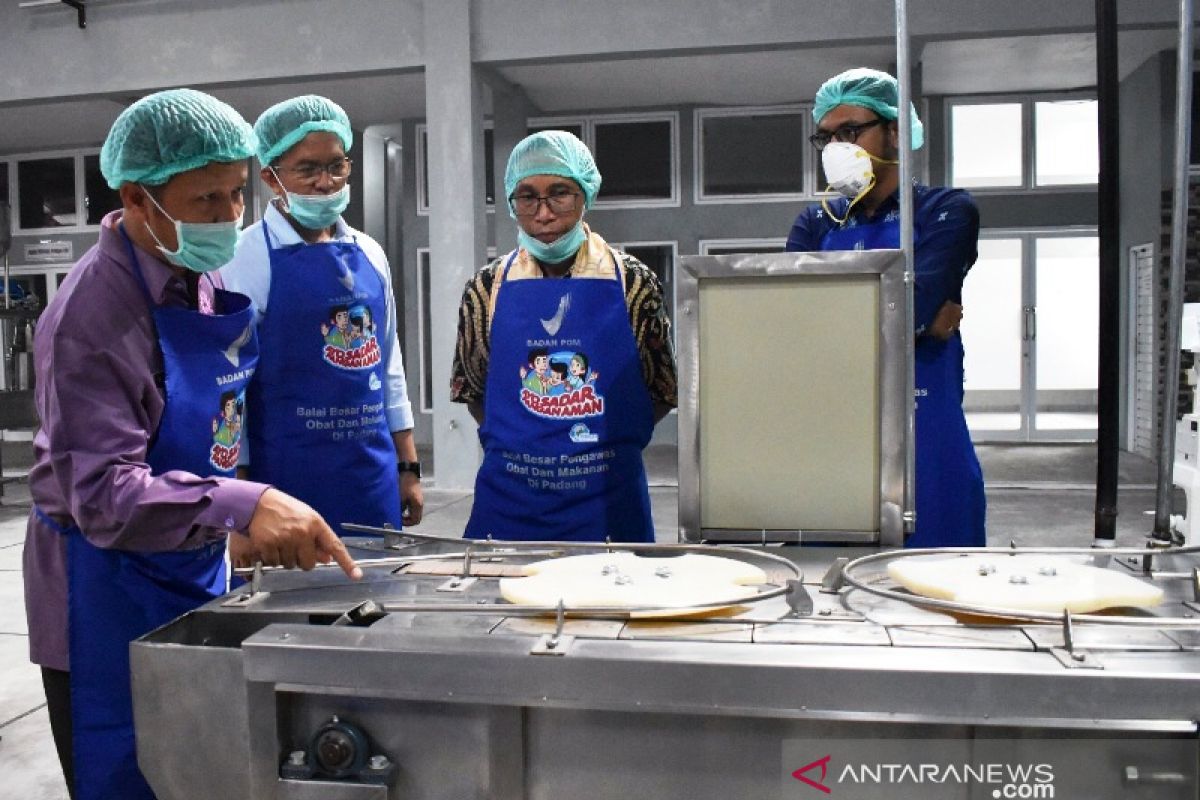 Kunjungi sentra IKM rendang Payakumbuh, Staf Ahli Menteri: Koperasi dapat menaikkan kelas UMKM