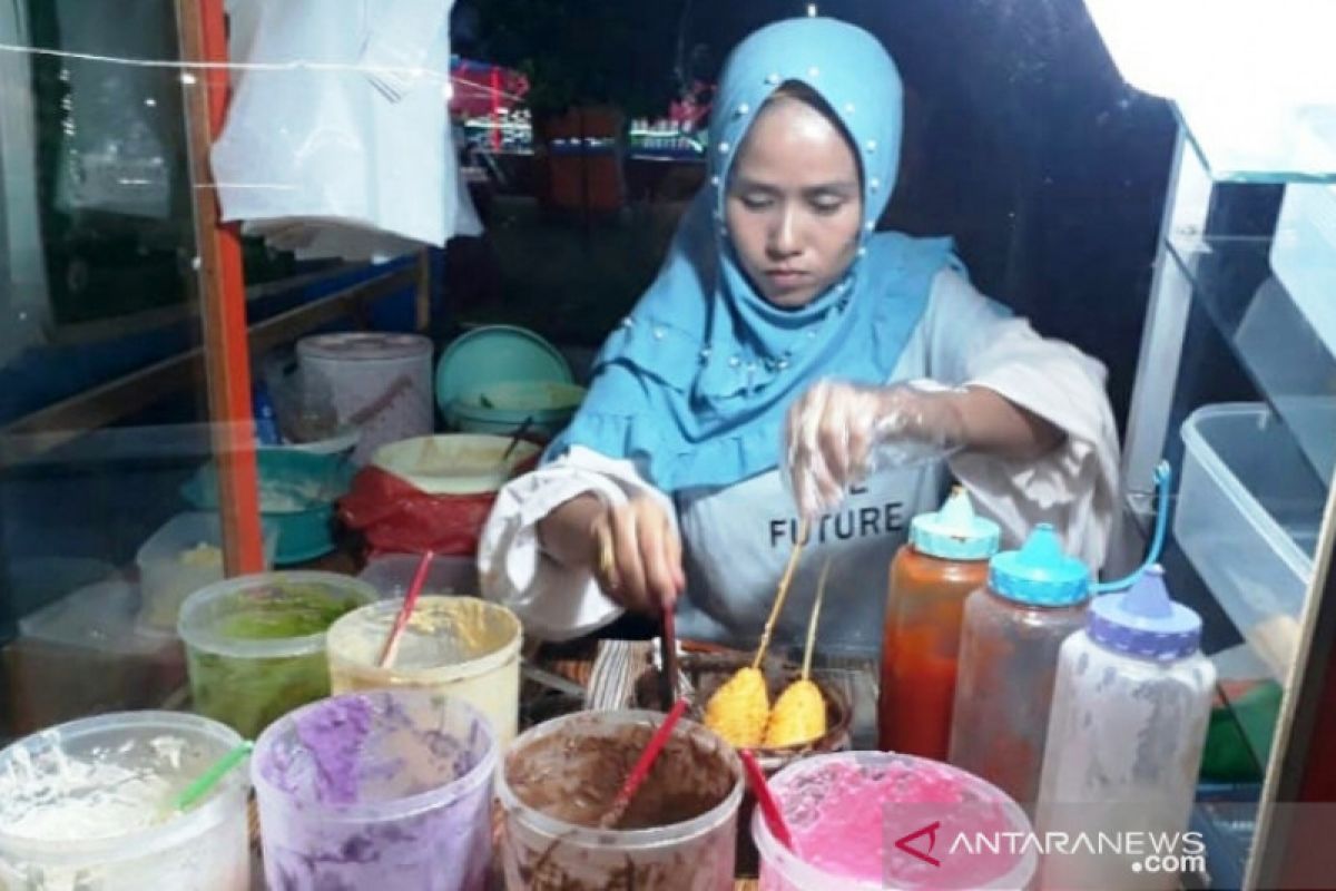 Belajar secara otodidak, pedagang stik mozarella raup penghasilan hingga Rp1,2 juta per hari