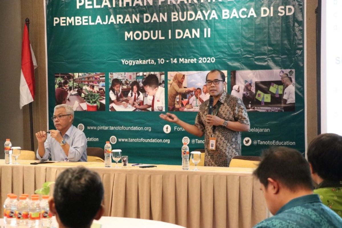 Pintar Tanoto Foundation-UNY berkolaborasi latih pembelajaran berbasis aplikatif