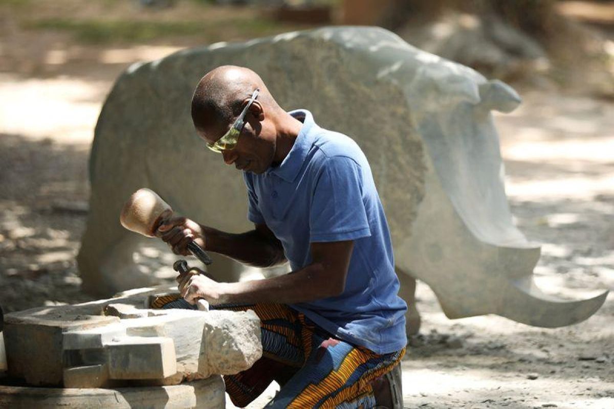 Pahatan batu dinamis karya seniman Zimbabwe mendapat pengakuan dunia