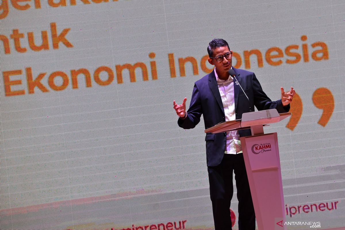 Sandiaga: Antisipasi dampak ekonomi COVID-19 dengan membantu UMKM