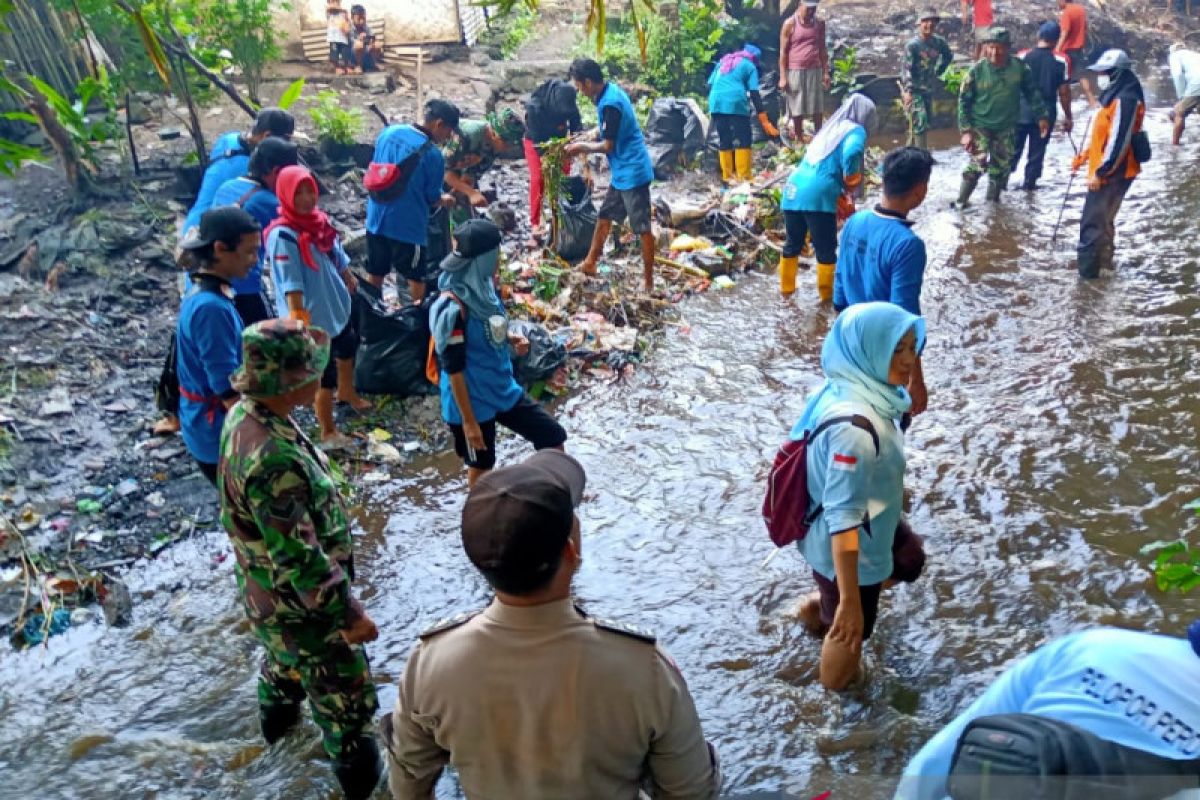 Gerakan "Prokasih" ajak masyarakat Lumajang peduli kebersihan sungai