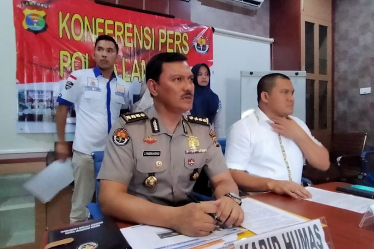 Polda Lampung lakukan pemeriksaan terkait pembakaran kapal sesuai SOP