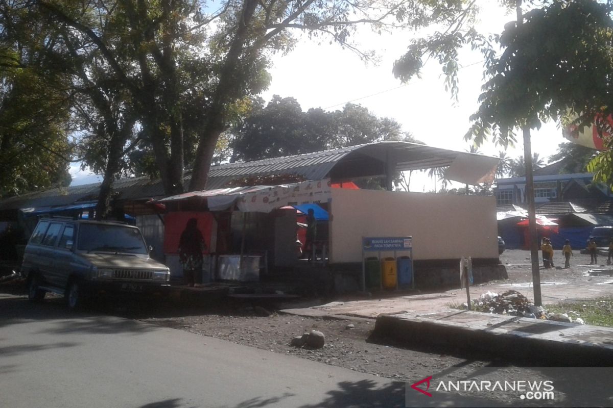 Pengunjung pasar kuliner Rejang Lebong keluhkan parkir kendaraan semrawut