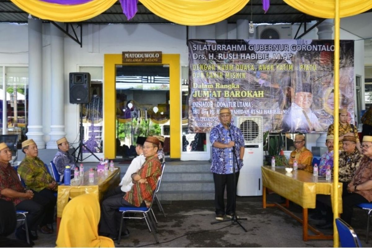 Gubernur Gorontalo dorong sedekah Jumat melalui aplikasi QRIS