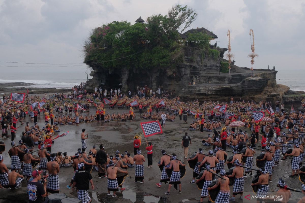Tanah Lot mulai ditutup hingga 30 Maret, cegah sebaran Corona di Bali