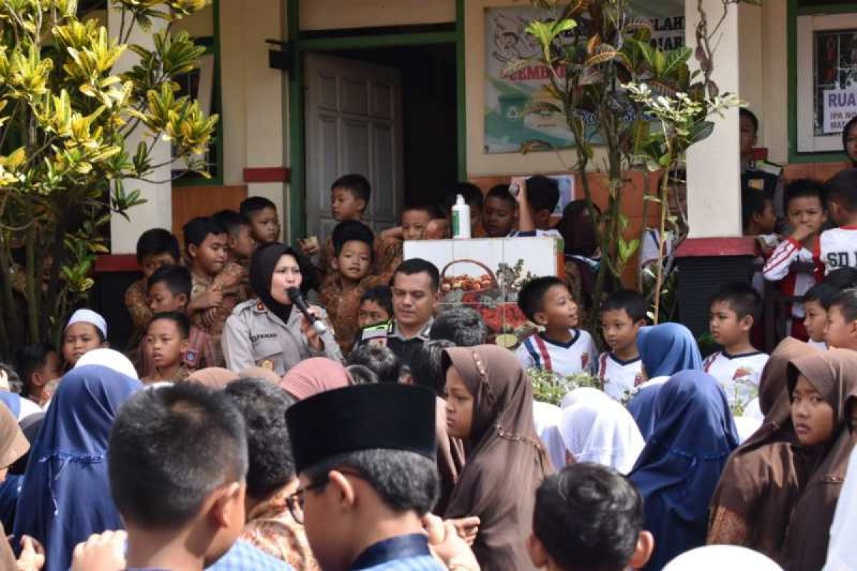 Antisipasi COVID-19, Polres Wonosobo kampanye cuci tangan