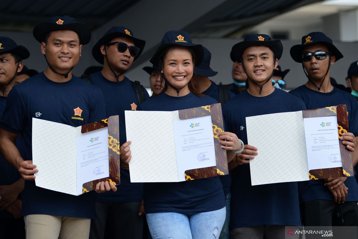 Sebanyak 398 ABK WNI dari empat kapal pesiar tiba di Bandara Soekarno-Hatta