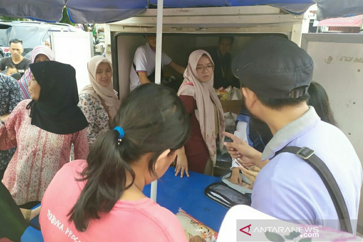 Warga Palembang harus bawa KTP dapatkan gula harga murah