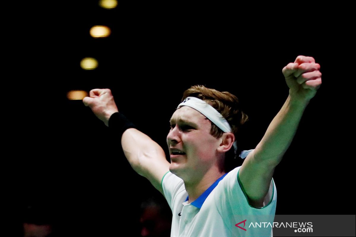 Axelsen masih terlalu tangguh buat pemain muda Kunlavut Vitidsarn