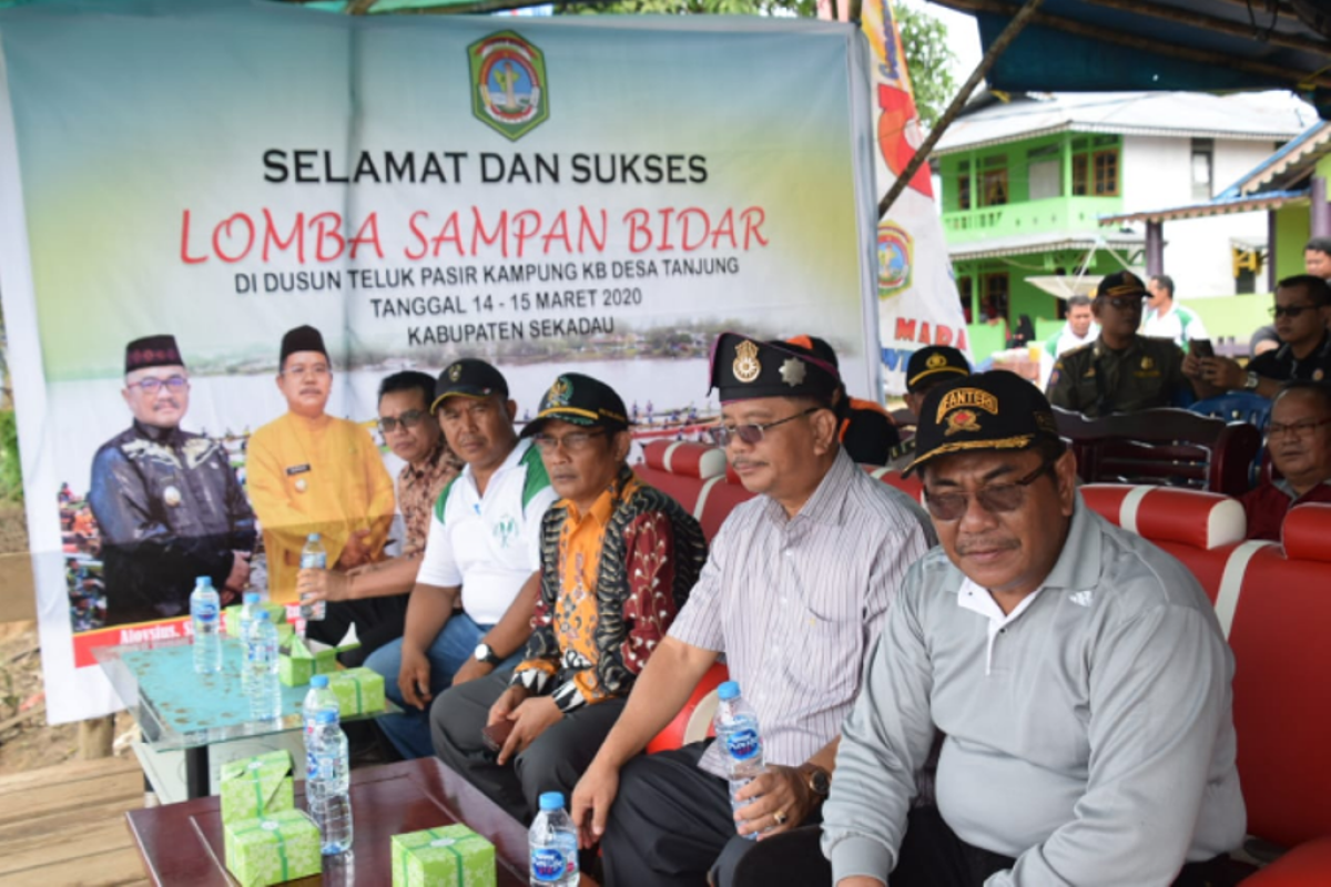 Lomba sampan bidar Desa Tanjung Dusun Teluk Pasir dibuka