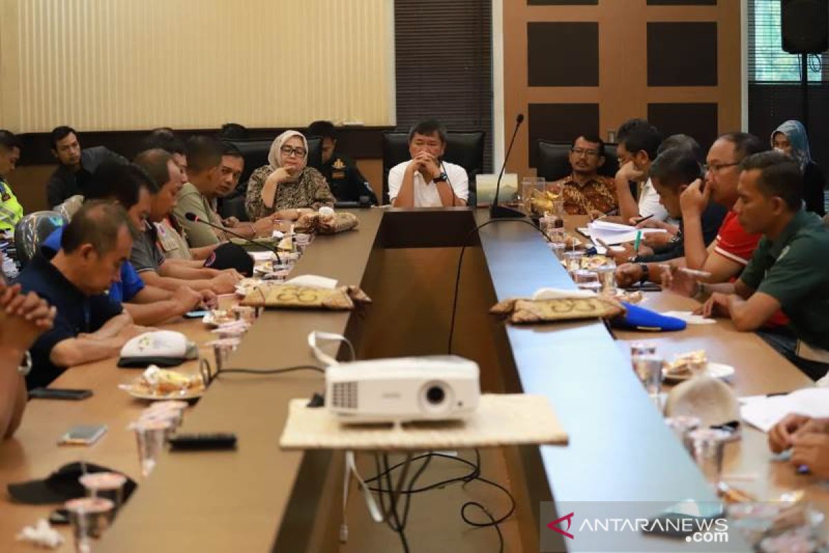 Kegiatan belajar mengajar di Garut gunakan sistem jarak jauh