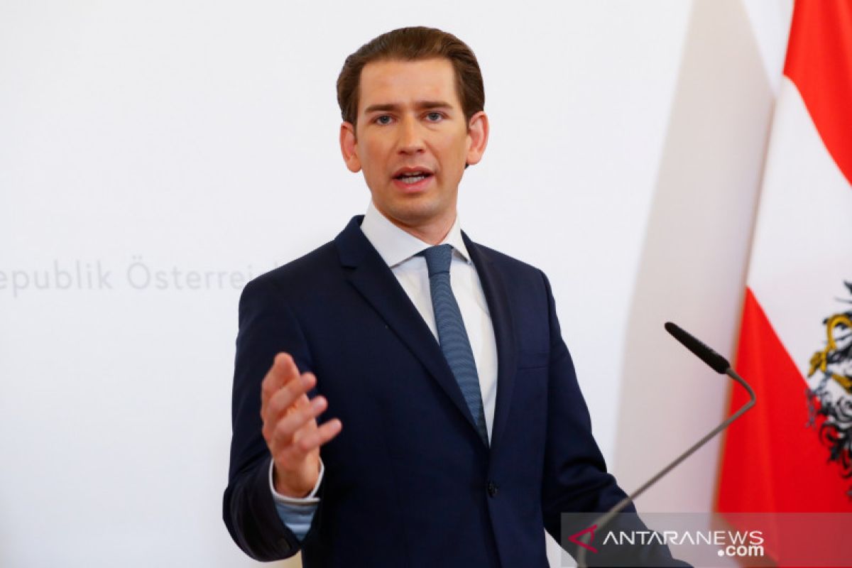 Kanselir Austria beserta menteri kabinet negatif COVID-19