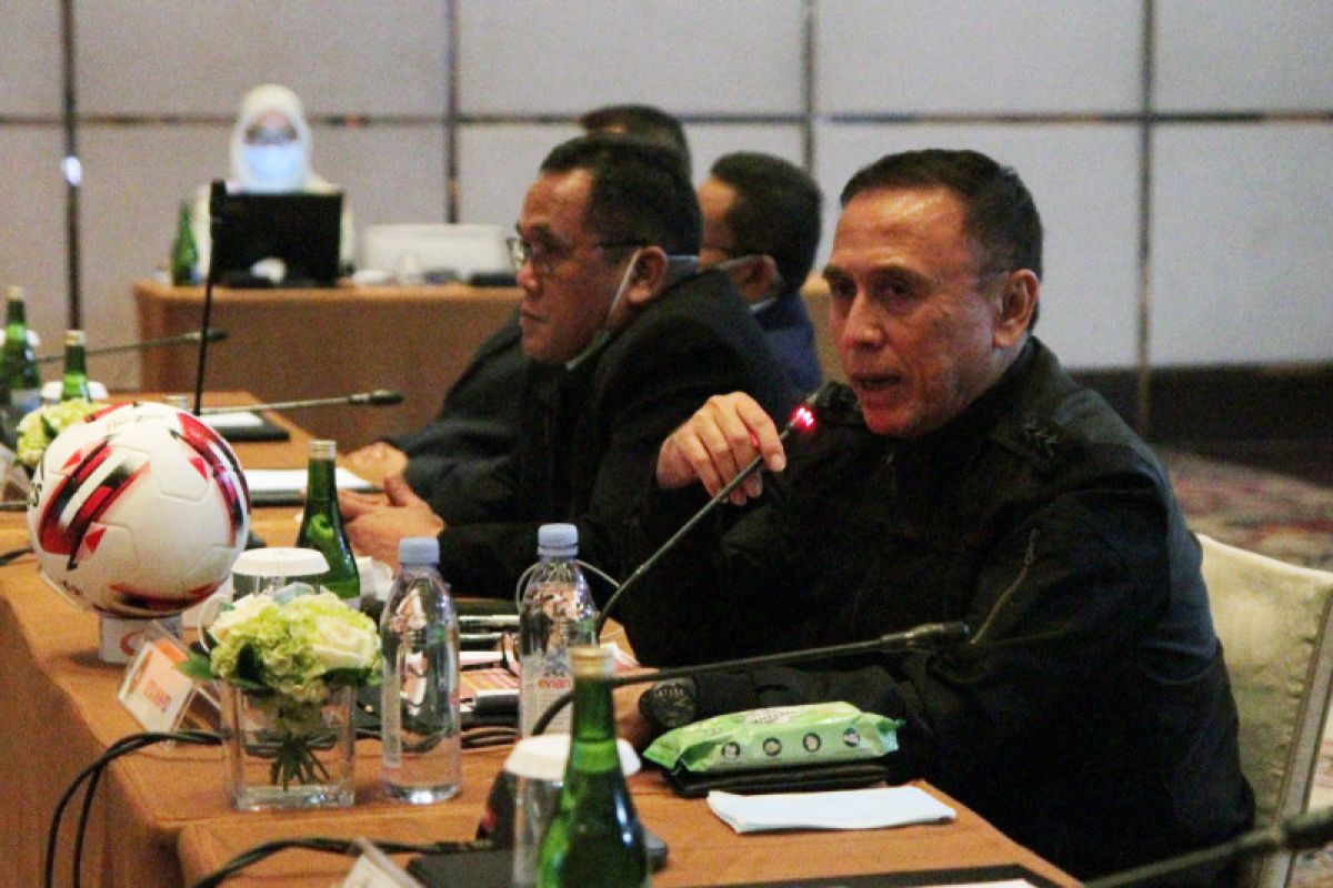 PSSI akan hentikan liga 1-2 apabila status darurat corona diperpanjang