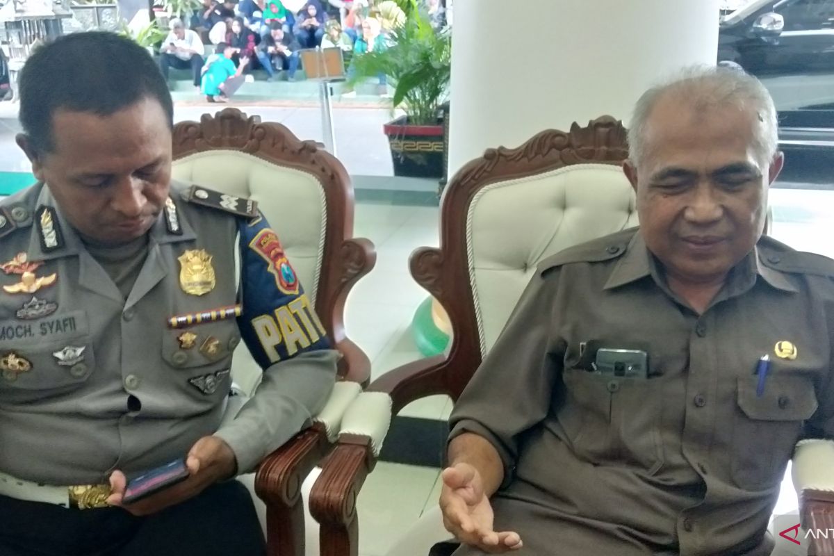 Dinkes Pamekasan lakukan pemantauan khusus corona di kampung TKI