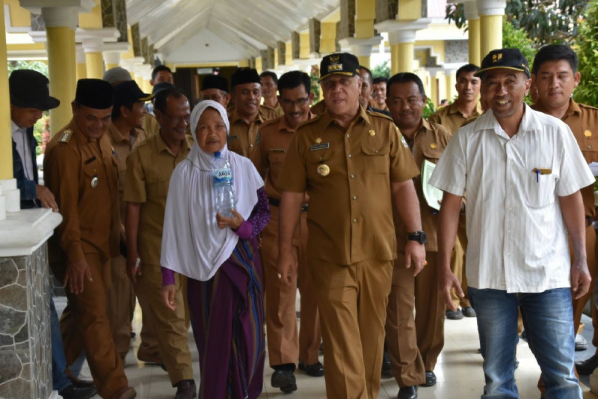 Pemkab Aceh Tengah gandeng Ikatan Apoteker racik hand sanitizer