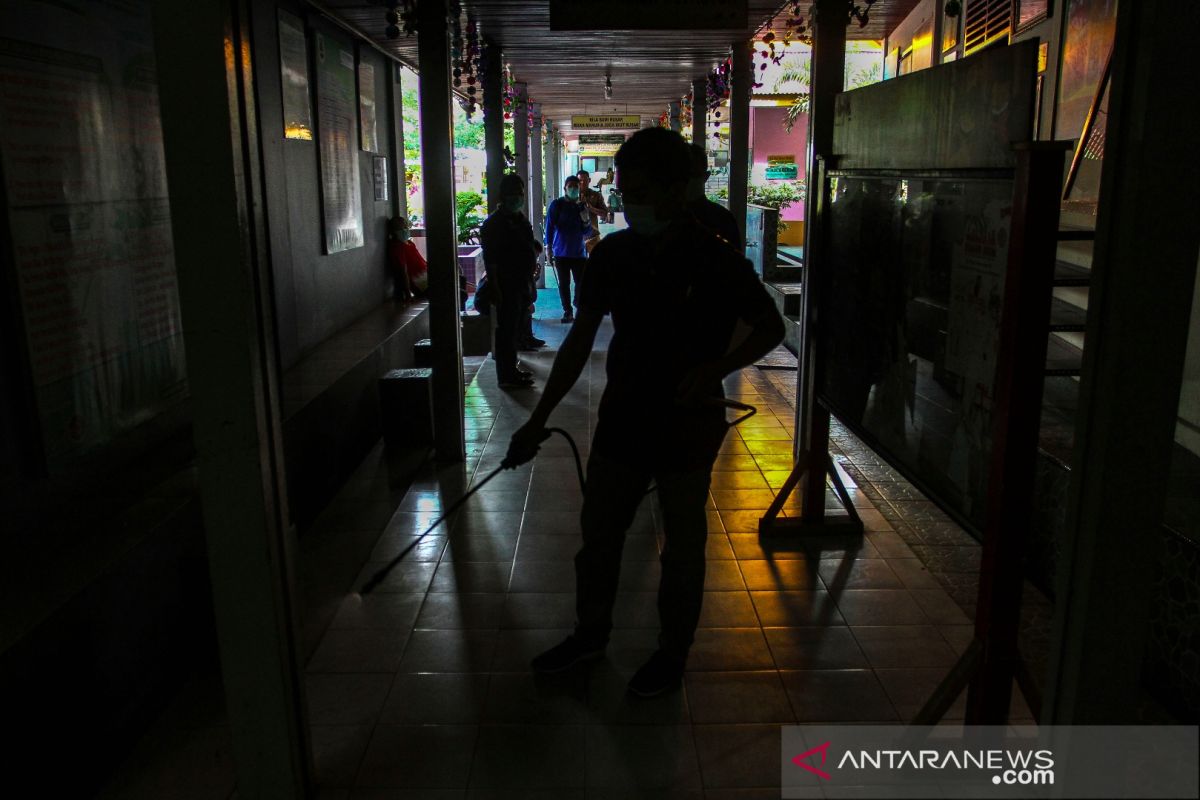 Wako Pekanbaru hentikan sekolah tatap muka di SMP