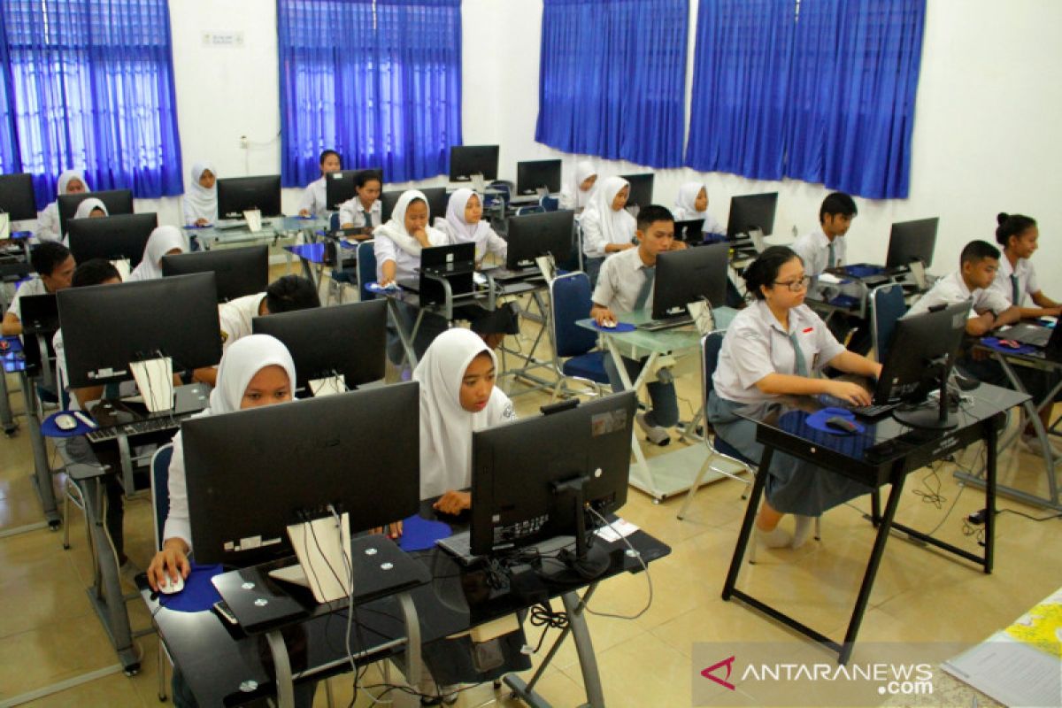 Pakar: peniadaan UN solusi keselamatan siswa dari pandemi wabah COVID-19