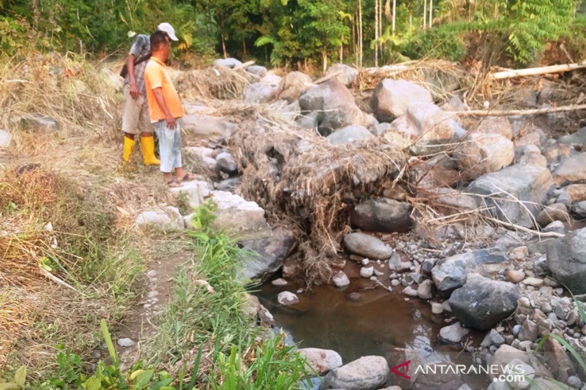 Dampak banjir bandang Agam, ancaman gagal panen dan kekurangan air bersih menghantui