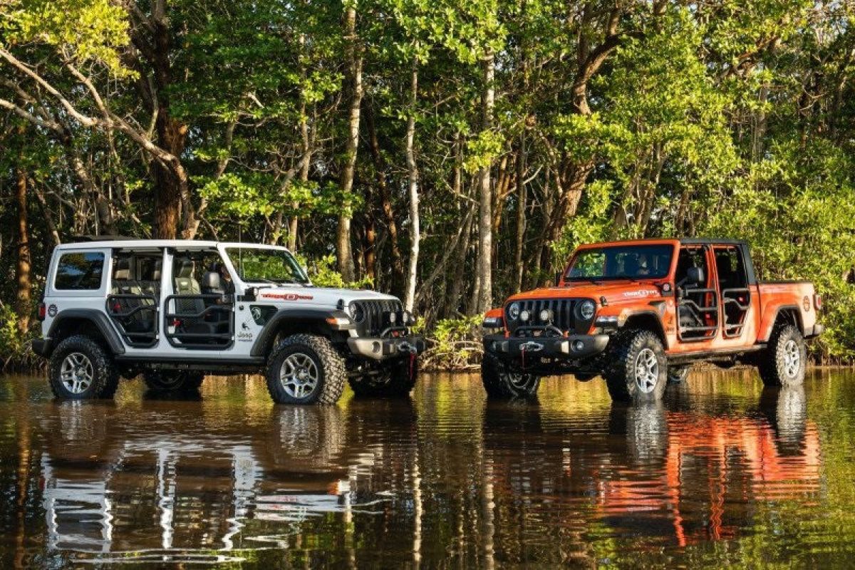 Ada masalah dengan kopling, jeep tarik Gladiator dan Wrangler