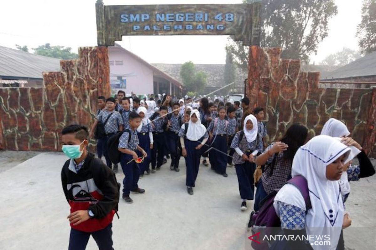 Pemkot Palembang liburkan siswa selama dua pekan