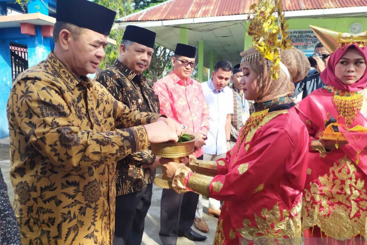 Nasrul Abit ajak perantau Solok dukung pelestarian ikan bilih