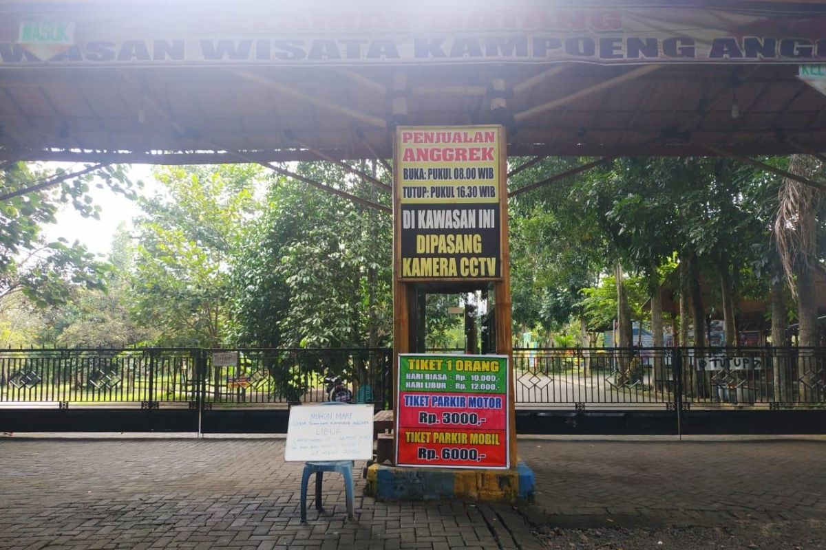 Lokasi wisata Kampoeng Anggrek Kediri  ditutup antisipasi virus corona