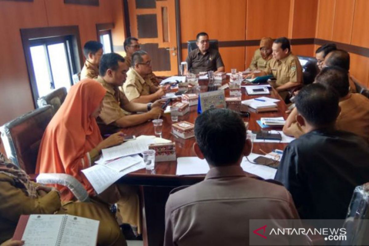 Pemkab Sijunjung bentuk gugus tugas penanganan penyebaran Covid-19