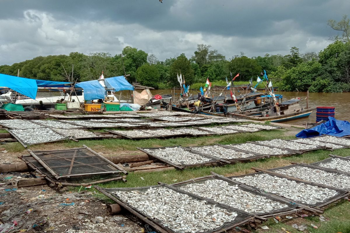 Pemerintah Kabupaten Lampung Timur keluarkan edaran buat pelaku usaha cegah COVID-19