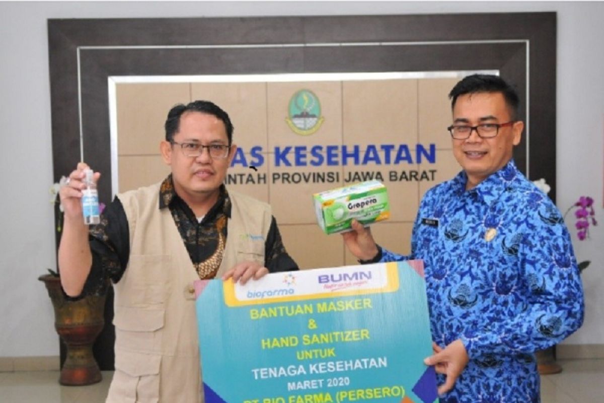 Bio Farma serahkan bantuan 10 ribu masker bagi masyarakat Bandung