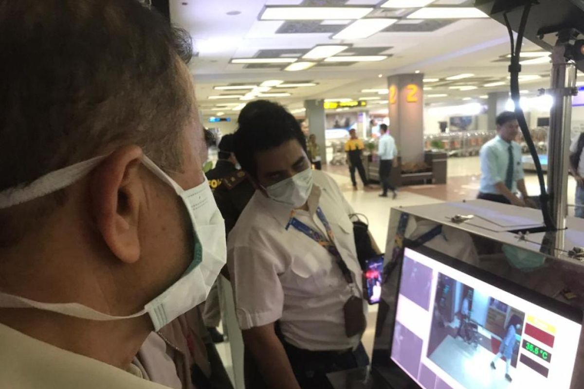 Minangkabau International Airport adds  thermal scanner to anticipate COVID-19  to West Sumatra