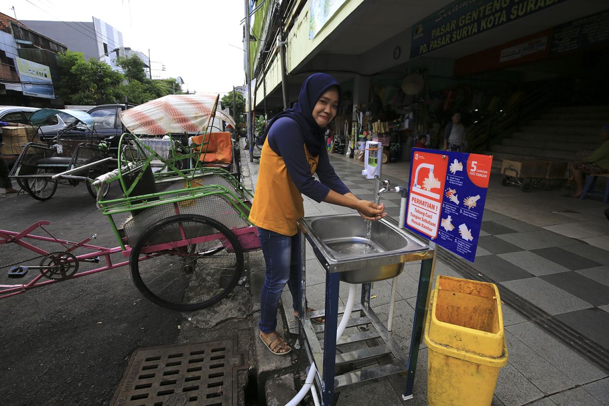 140 portable sinks installed in Surabaya to tackle COVID-19 outbreak