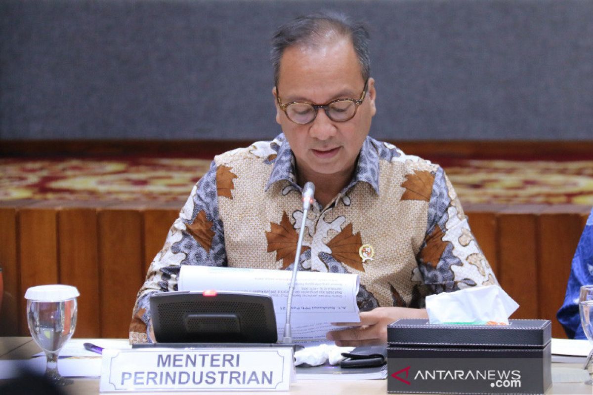 Menperin: Hampir semua sektor industri terdampak COVID-19