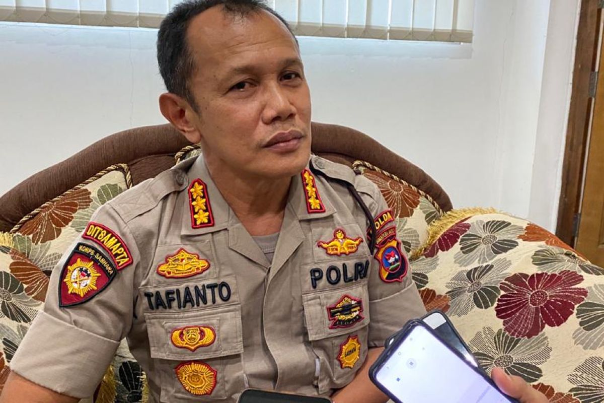 Ditsamapta Polda Sumbar rutinkan patroli antisipasi aksi kejahatan di Padang