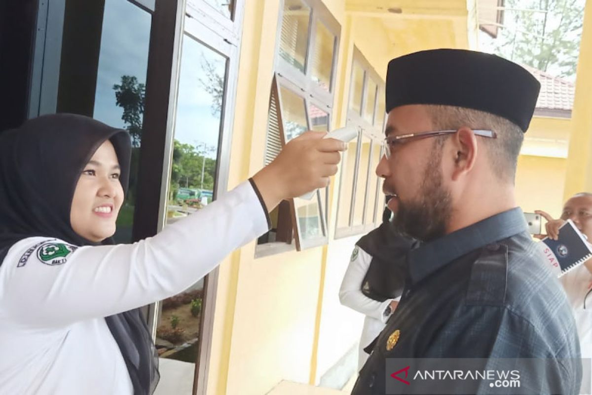 Kapolres Abdya imbau warga jangan panik isu corona