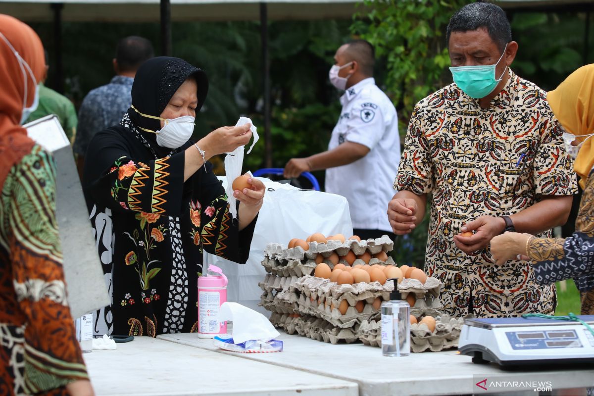 Posko dan dapur umum COVID-19 dibuat di Balai Kota Surabaya