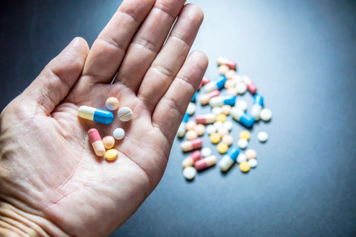 Polisi ingatkan apotek tidak sembarangan jual obat batuk