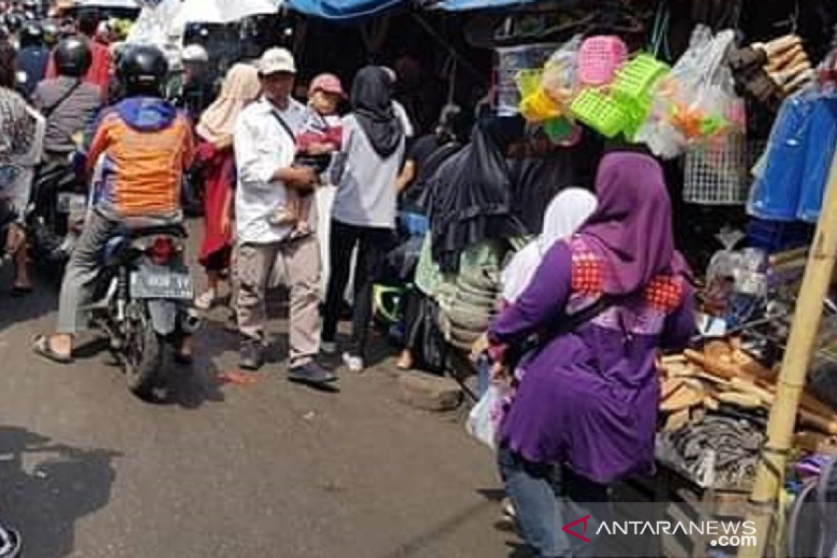 Penjualan gula pasir di Sukabumi dibatasi akibat pasokan berkurang