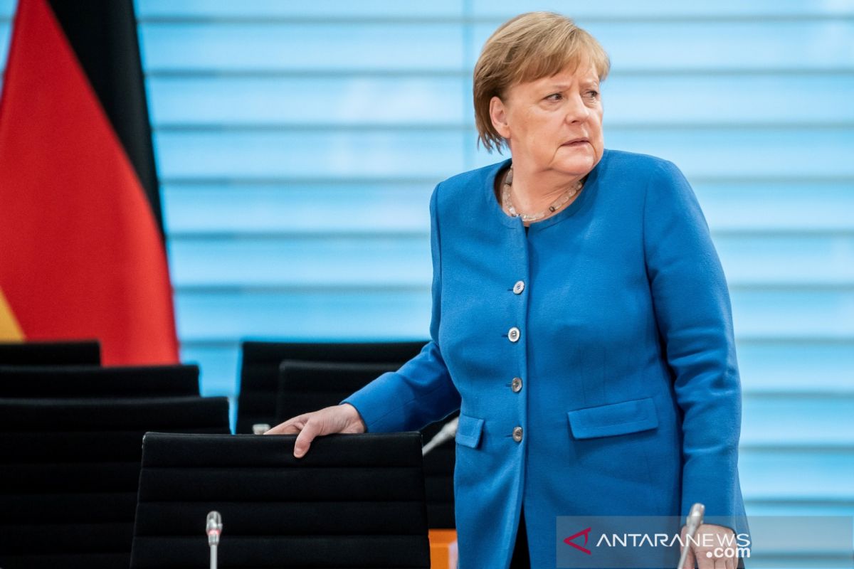 Kanselir Jerman Merkel swakarantina setelah kontak dengan dokter positif corona