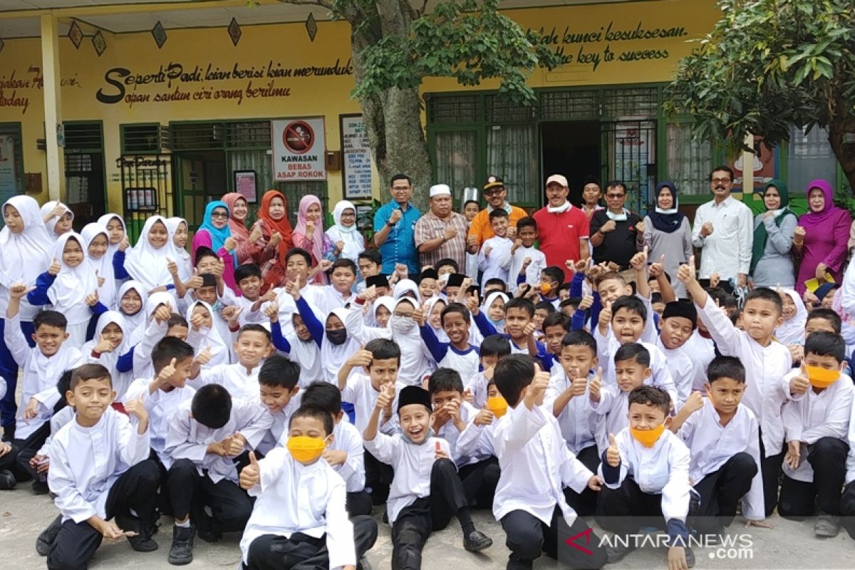 Sekolah diliburkan, guru di Tanah Datar diminta merancang pelajaran via medsos