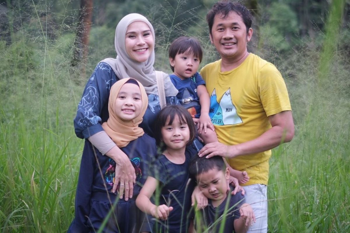 Cerita Zaskia Mecca dan keluarga pilih isolasi di Yogyakarta