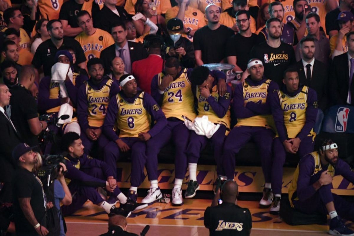 Lakers minta kerelaan eksekutifnya potong gaji selama pandemi corona