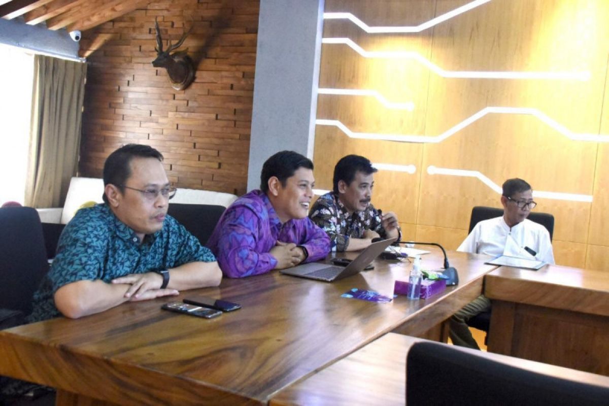 Wali Kota Kediri minta camat-lurah gelar penyemprotan cegah corona