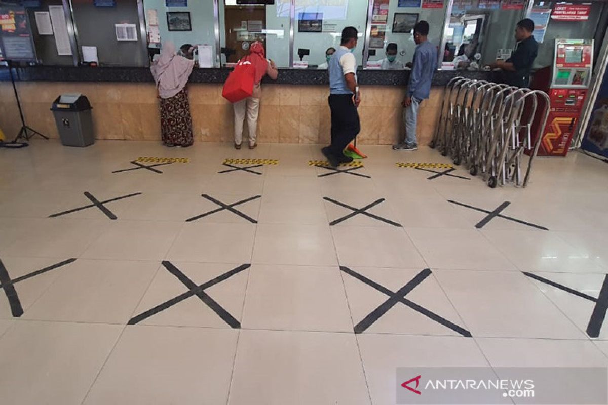 Kemenhub jalankan kebijakan jaga jarak di angkutan umum