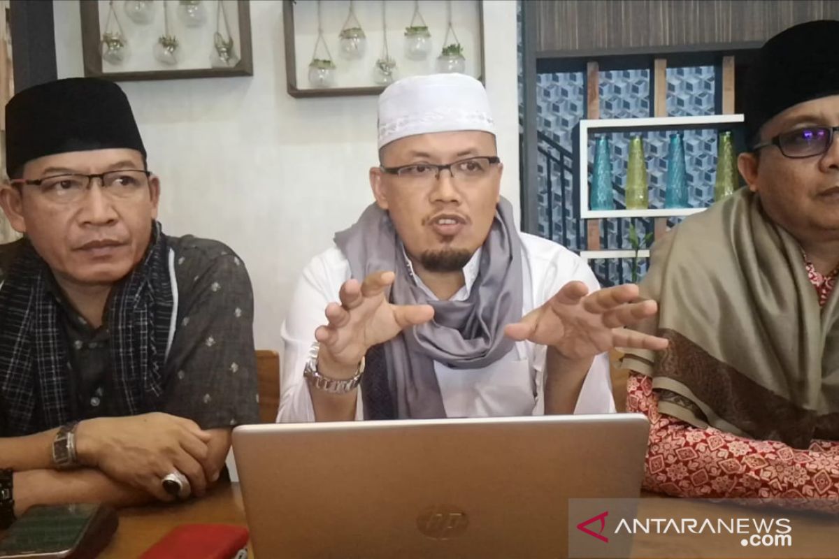 MUI Kepri meminta pengelola masjid tidak gelar shalat jumat