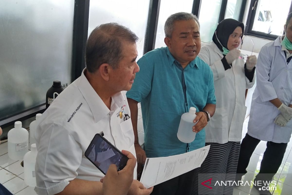 West Sumatra gov't to mass produce hand sanitizer in LL Dikti Laboratory, it will distributed free for public