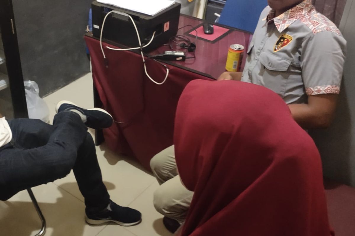 Prostitusi online merebak di Aceh Jaya, tiga pelaku ditangkap polisi