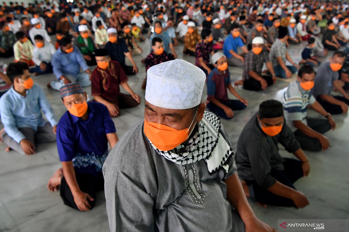 Tidak shalat Jumat tiga kali berturut-turut, apakah tergolong kafir?