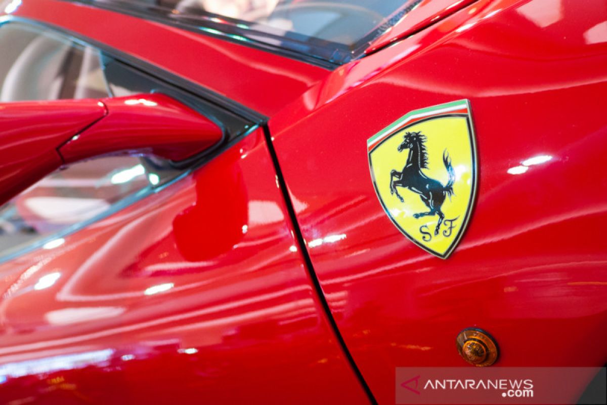 Ferrari akan investasikan hingga Rp7,9 triliun di pabrik Italia